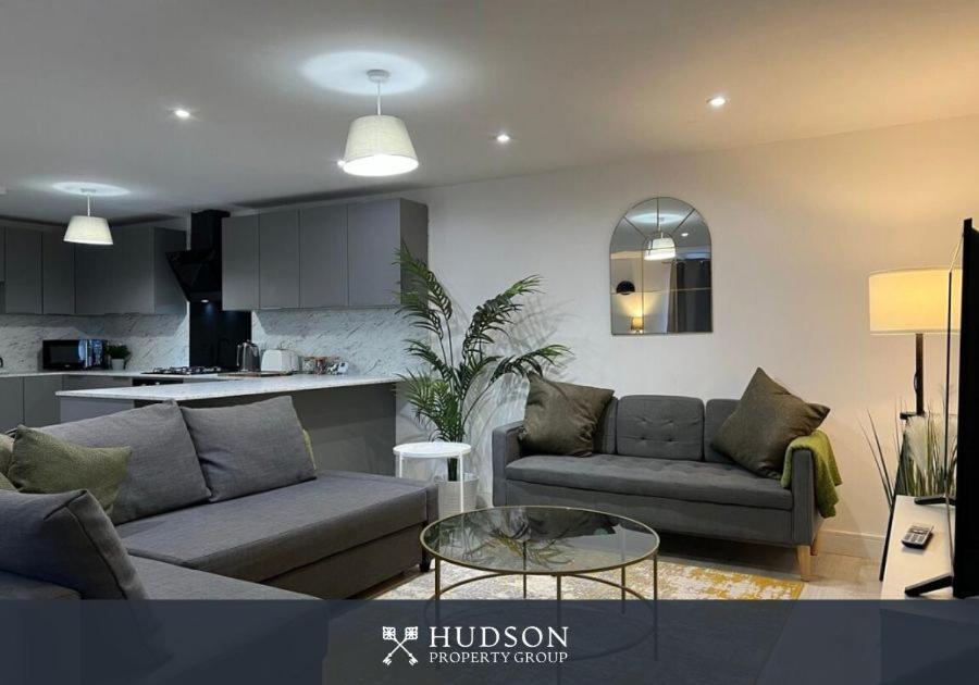 Open Plan Townhouse In Shrewsbury Villa Exterior foto