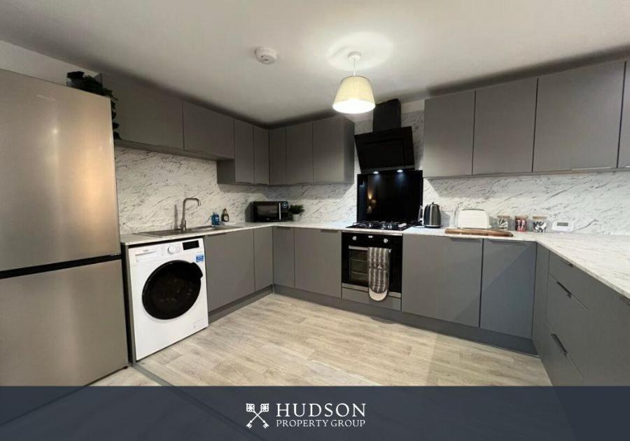 Open Plan Townhouse In Shrewsbury Villa Exterior foto